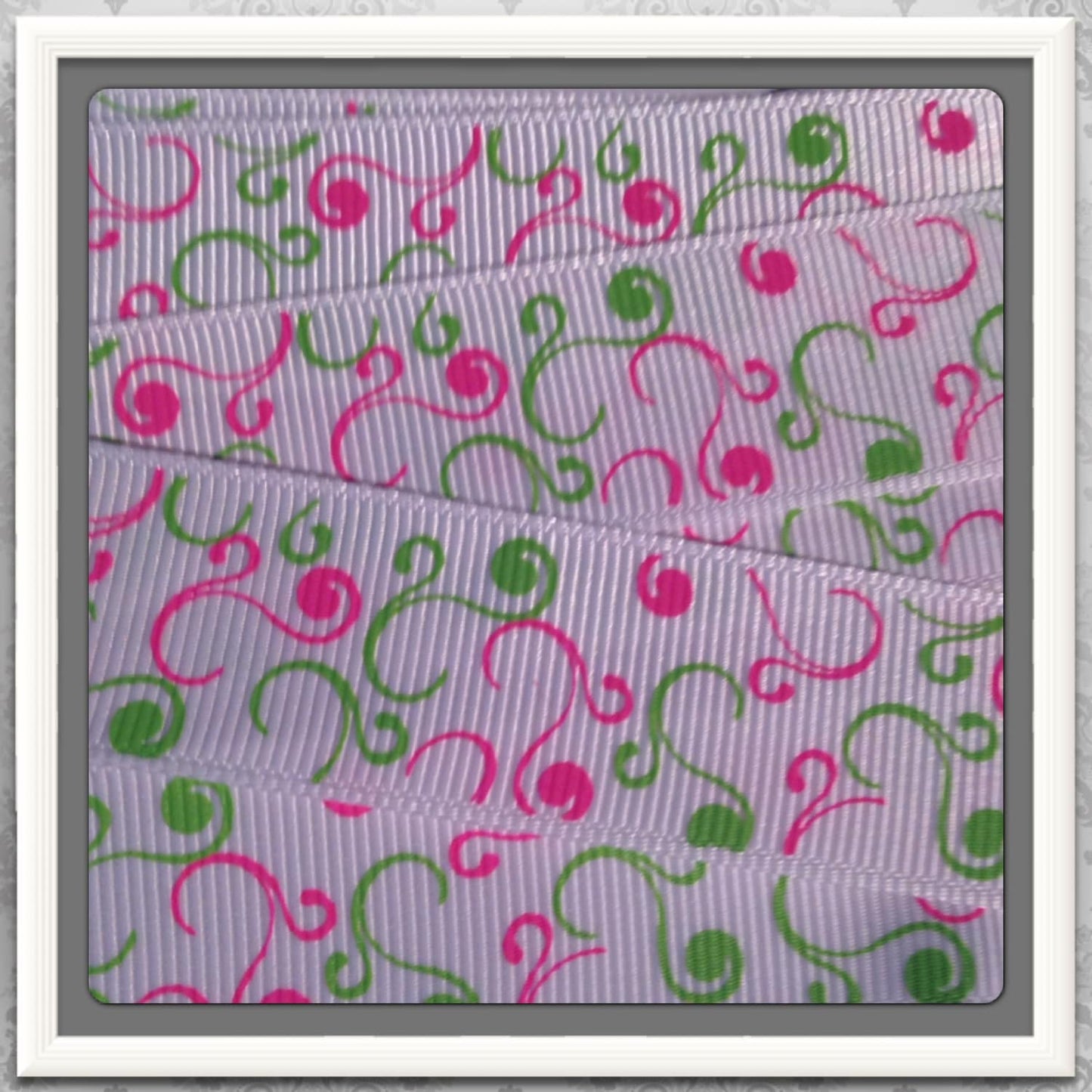 Hot Pink & Apple Green Scrolls / Swirls 4 yds 7/8" TWRH